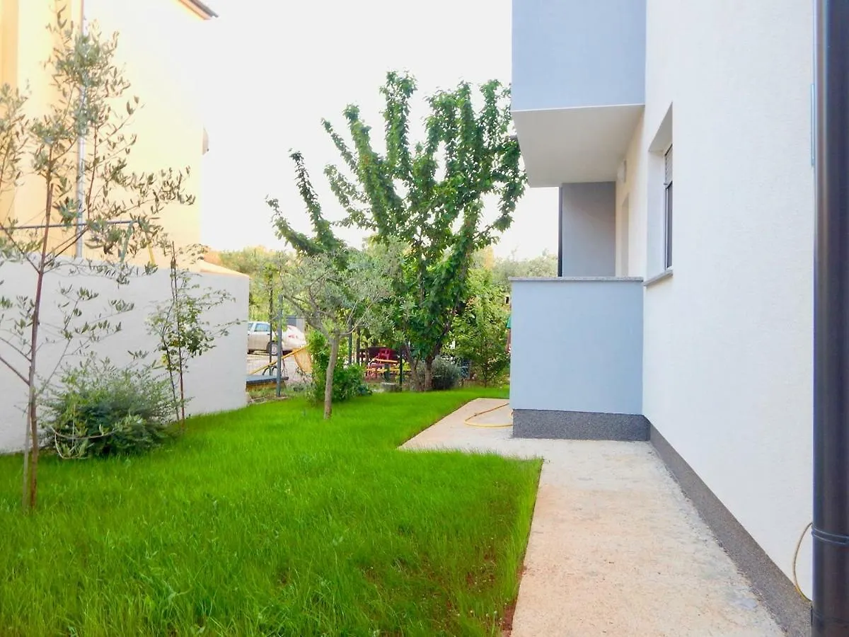 Apartments Mira Pula Croatia